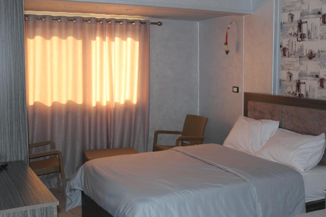 Sunset Hostel Il Il Cairo Esterno foto
